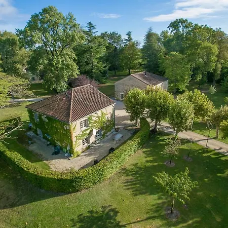 Larroque-sur-l'osse Sleeps 14 Pool Wifi Larroque-sur-l'Osse