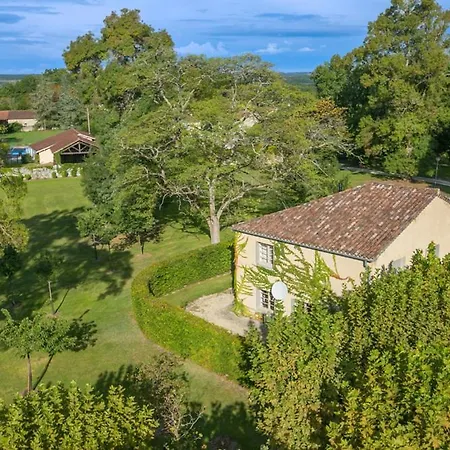 Larroque-sur-l'osse Sleeps 14 Pool Wifi Villa