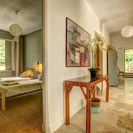 Villa Larroque-sur-l'osse Sleeps 14 Pool Wifi Larroque-sur-l'Osse