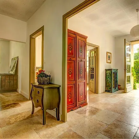 Villa Larroque-sur-l'osse Sleeps 14 Pool Wifi *
