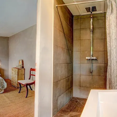 Larroque-sur-l'osse Sleeps 14 Pool Wifi * Larroque-sur-l'Osse